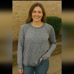 Gray Fitted Raglan Long Sleeve Sweatshirt-Size Large